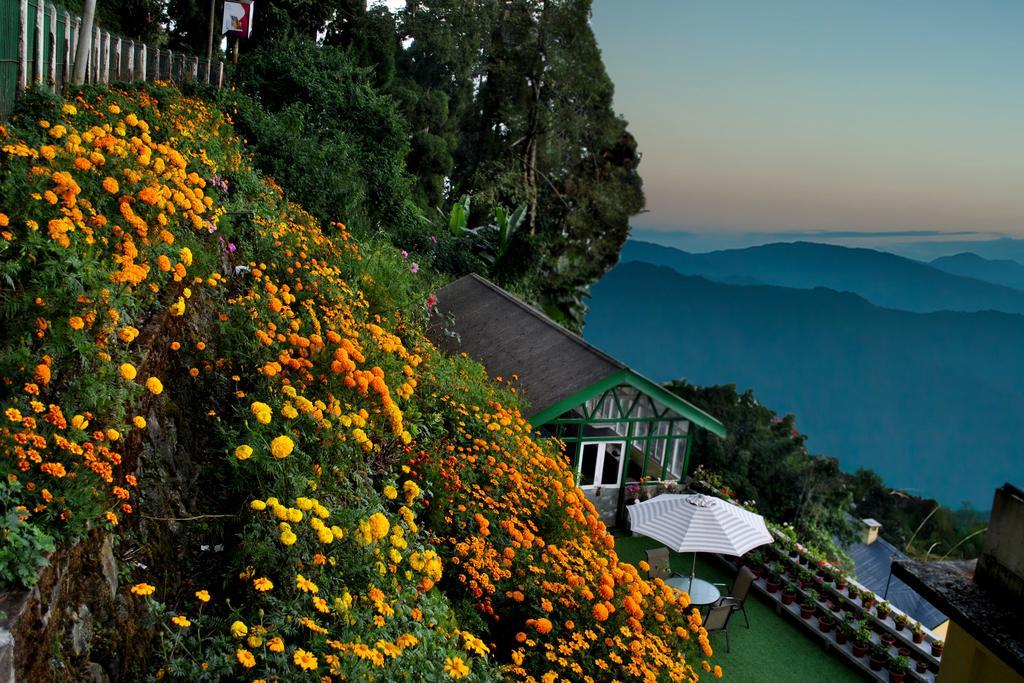 Central Gleneagles Heritage Resort: Former Tata Chairman's Bungalow Darjeeling  Exterior photo